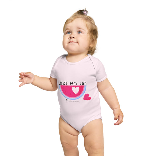 Uno en un melón - Short Sleeve Baby Bodysuit